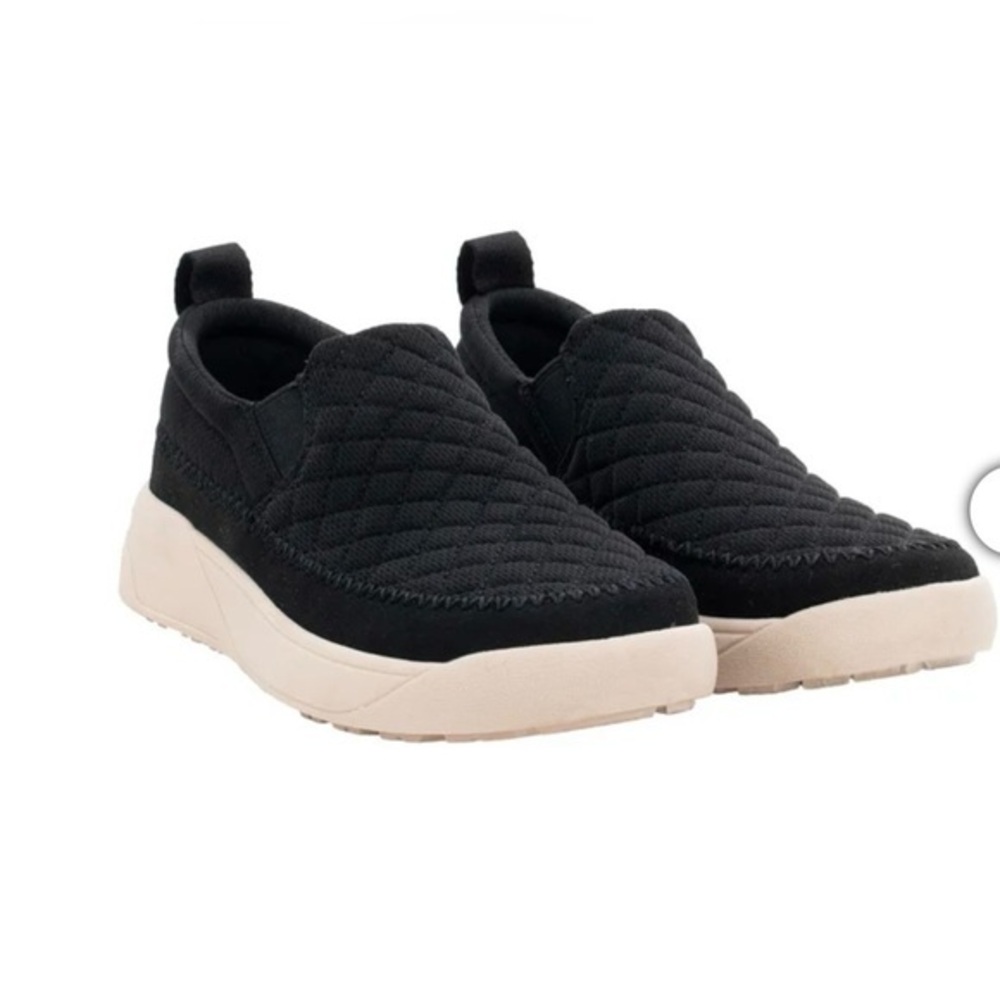 Women's Black Quilted Slip-On Sneakers